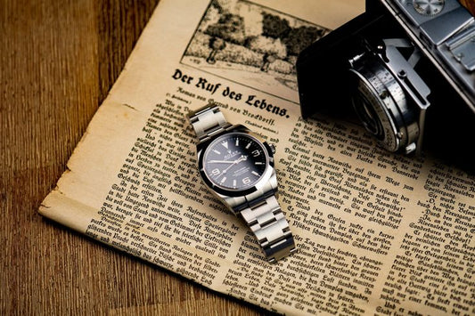Old is Gold: 5 Reasons to Wear a Vintage Watch Every Day
